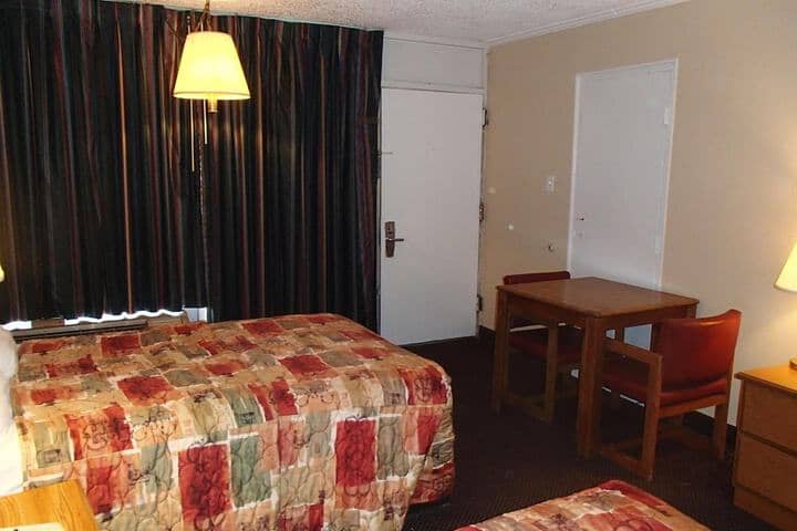 Room 11 of 31